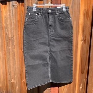 NWT: ZARA Denim Pencil Skirt